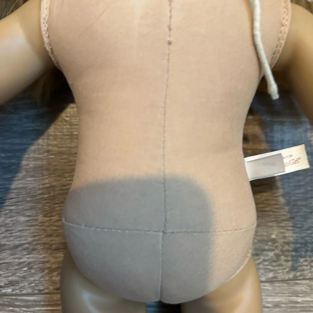 American Girl Doll with Golden Brown Hair and Brown Eyes - Picture 8 of 14